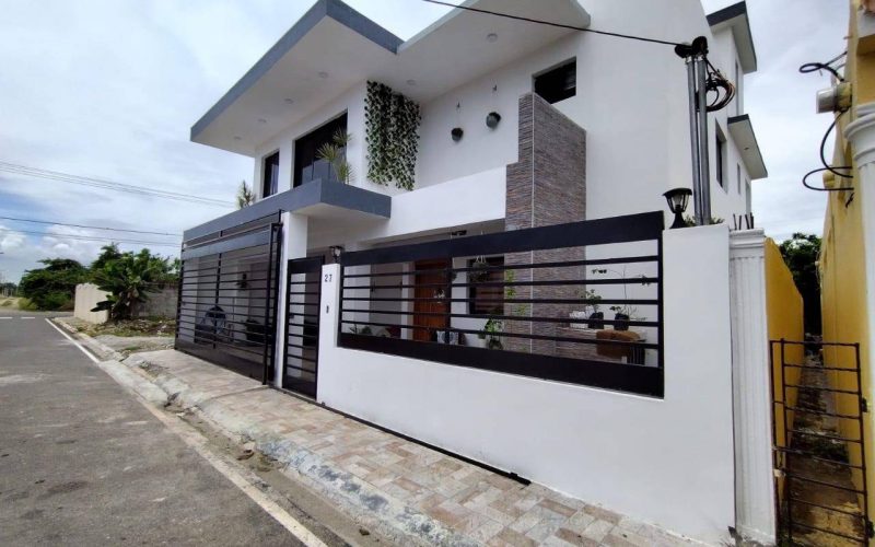 Casa en Paseo del Jardin Oriental