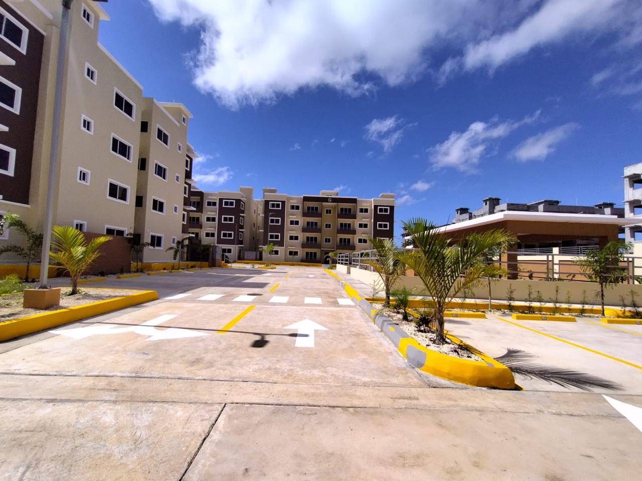 Residencial Prox. Aut. San Isidro y Av. Hipodromo